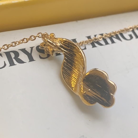 Crystal Kingdom Peacock Pendant on Gold  Tone 18” chain in gift box. - Picture 6 of 6